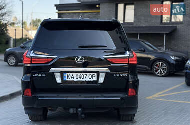 Внедорожник / Кроссовер Lexus LX 2015 в 