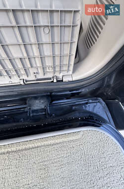Позашляховик / Кросовер Lexus LX 2006 в 