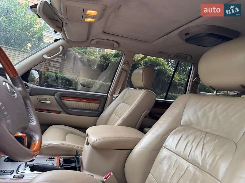 Внедорожник / Кроссовер Lexus LX 2004 в Киеве