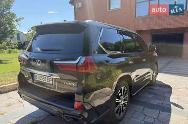 Внедорожник / Кроссовер Lexus LX 2018 в 