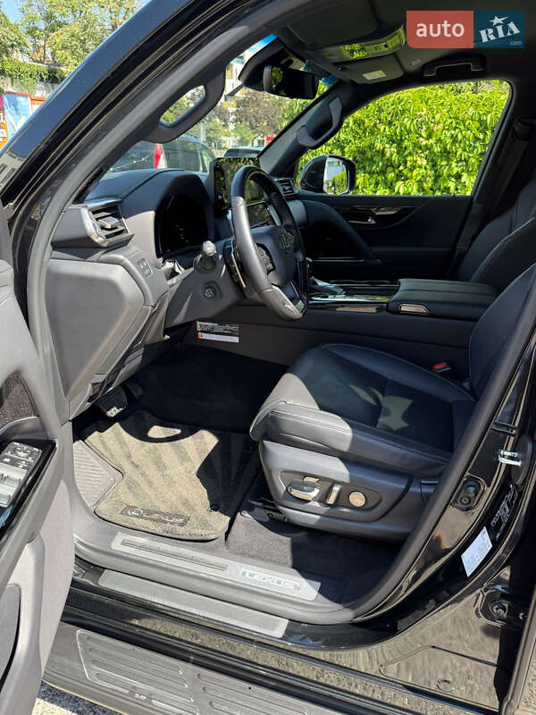 Внедорожник / Кроссовер Lexus LX 2022 в Киеве