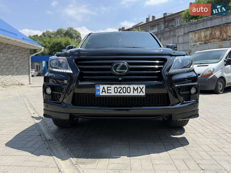 Позашляховик / Кросовер Lexus LX 2008 в Дніпрі