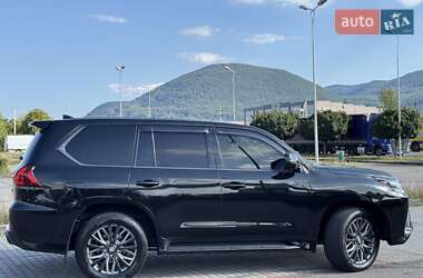 Внедорожник / Кроссовер Lexus LX 2016 в 
