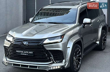 Внедорожник / Кроссовер Lexus LX 2022 в 