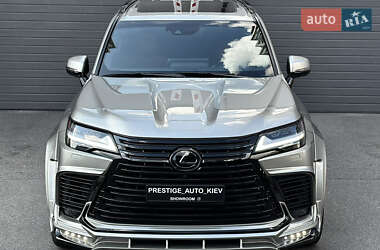 Внедорожник / Кроссовер Lexus LX 2022 в 