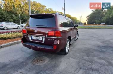 Внедорожник / Кроссовер Lexus LX 2008 в 