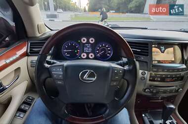 Внедорожник / Кроссовер Lexus LX 2008 в 