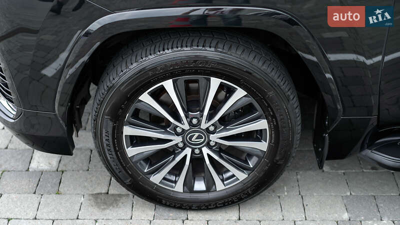 Внедорожник / Кроссовер Lexus LX 2024 в Львове
