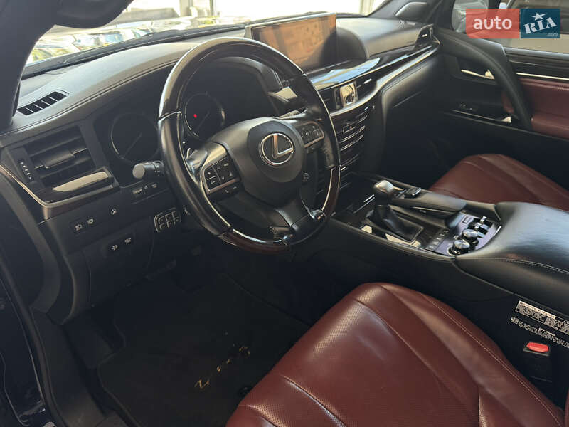 Внедорожник / Кроссовер Lexus LX 2017 в Чернигове фото 12 Внедорожник / Кроссовер Lexus LX 2017 в Чернигове