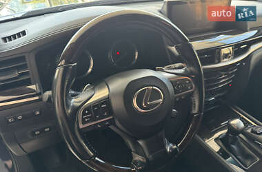 Позашляховик / Кросовер Lexus LX 2017 в 