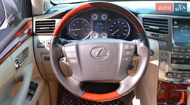 Позашляховик / Кросовер Lexus LX 2008 в Одесі фото 51 Позашляховик / Кросовер Lexus LX 2008 в Одесі