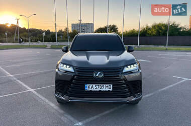 Позашляховик / Кросовер Lexus LX 2022 в 