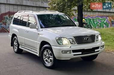 Внедорожник / Кроссовер Lexus LX 2006 в 