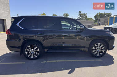 Внедорожник / Кроссовер Lexus LX 2019 в 