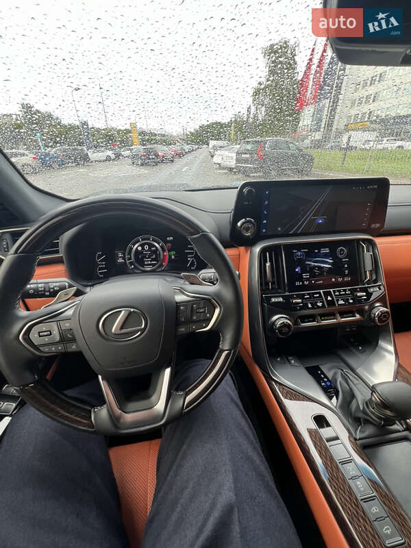 Внедорожник / Кроссовер Lexus LX 2023 в Киеве