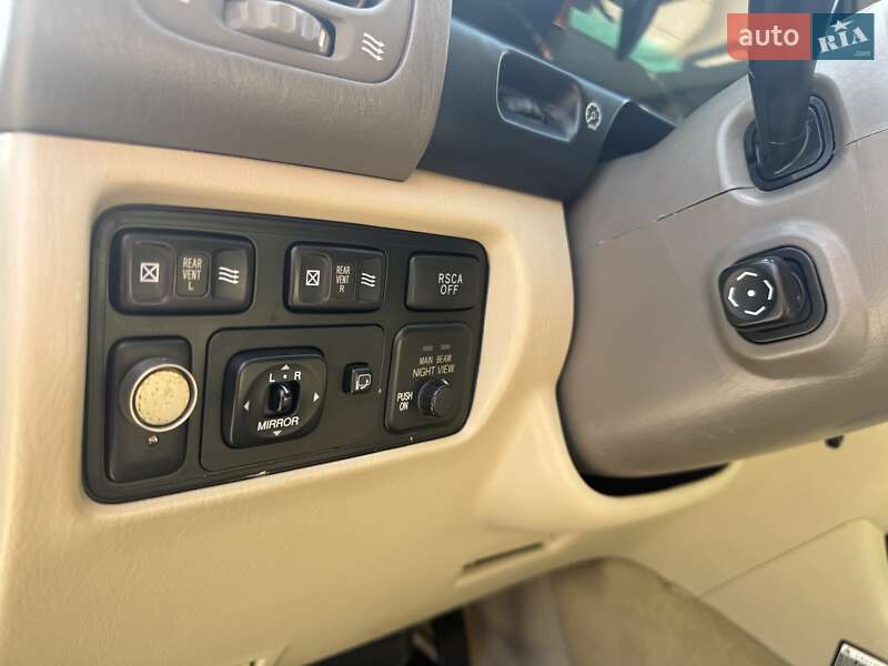 Внедорожник / Кроссовер Lexus LX 2006 в Тячеве фото 13 Внедорожник / Кроссовер Lexus LX 2006 в Тячеве