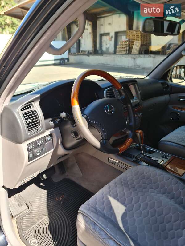 Внедорожник / Кроссовер Lexus LX 2007 в Киеве