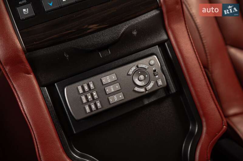 Внедорожник / Кроссовер Lexus LX 2016 в Одессе фото 15 Внедорожник / Кроссовер Lexus LX 2016 в Одессе