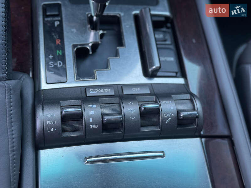 Внедорожник / Кроссовер Lexus LX 2010 в Киеве фото 21 Внедорожник / Кроссовер Lexus LX 2010 в Киеве