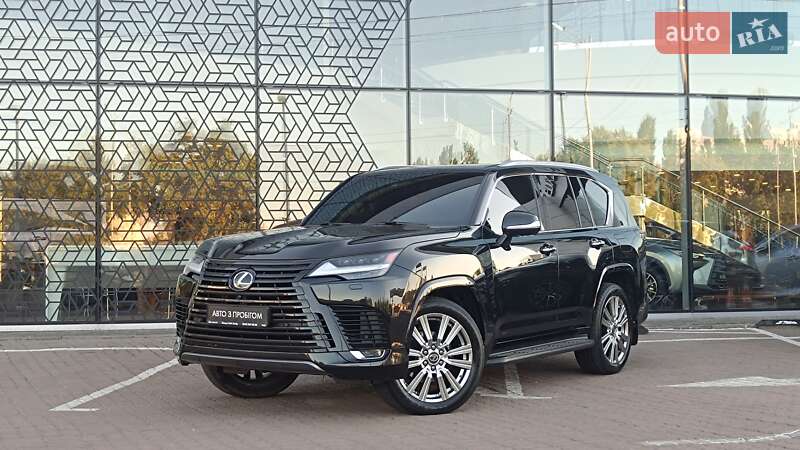 Позашляховик / Кросовер Lexus LX 2023 в 