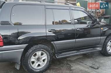 Внедорожник / Кроссовер Lexus LX 2006 в 