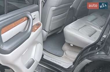Внедорожник / Кроссовер Lexus LX 2006 в 