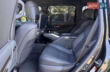 Внедорожник / Кроссовер Lexus LX 2021 в 