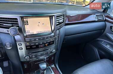 Позашляховик / Кросовер Lexus LX 2010 в 