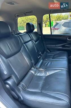 Позашляховик / Кросовер Lexus LX 2010 в 