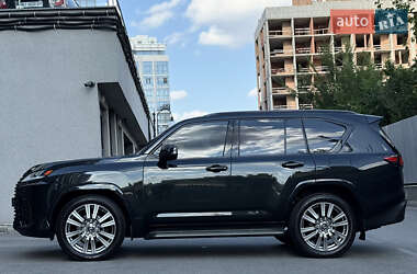 Позашляховик / Кросовер Lexus LX 2022 в 