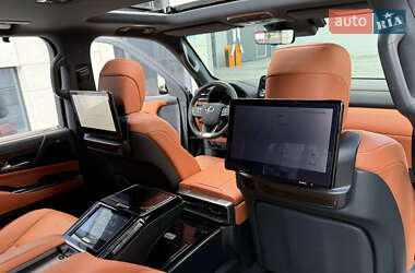 Позашляховик / Кросовер Lexus LX 2022 в 