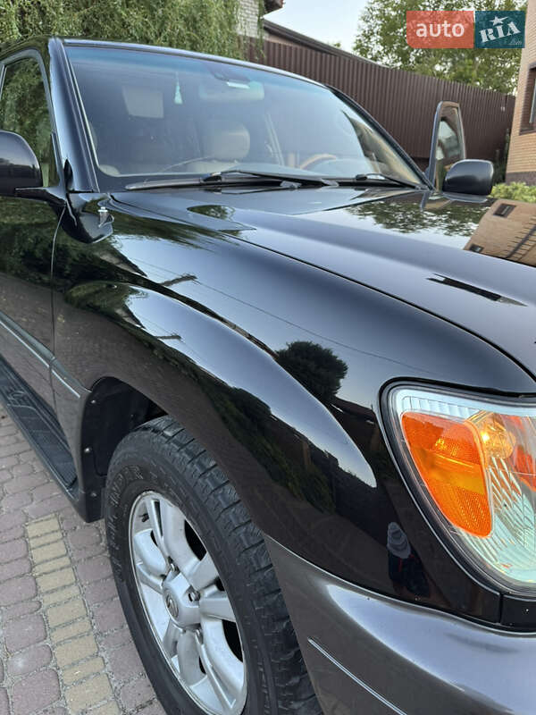 Позашляховик / Кросовер Lexus LX 2004 в Києві