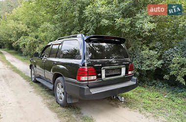 Внедорожник / Кроссовер Lexus LX 2005 в 
