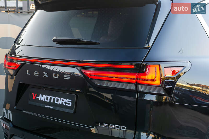 Внедорожник / Кроссовер Lexus LX 2023 в Киеве