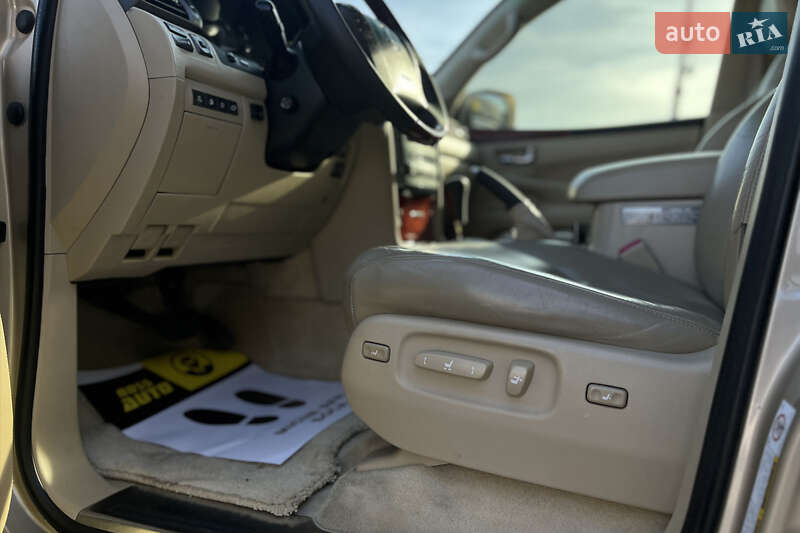 Позашляховик / Кросовер Lexus LX 2008 в Мукачевому