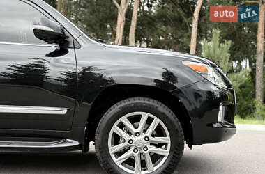 Позашляховик / Кросовер Lexus LX 2012 в 
