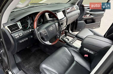 Позашляховик / Кросовер Lexus LX 2012 в 