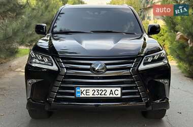 Позашляховик / Кросовер Lexus LX 2016 в 