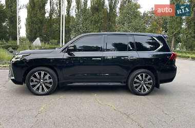 Внедорожник / Кроссовер Lexus LX 2016 в 
