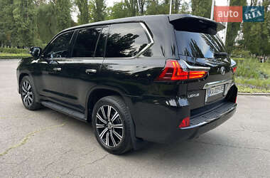 Внедорожник / Кроссовер Lexus LX 2016 в 