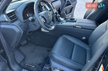 Позашляховик / Кросовер Lexus LX 2025 в 