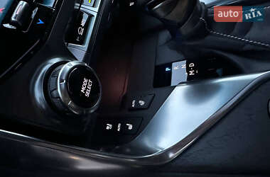 Позашляховик / Кросовер Lexus LX 2025 в 