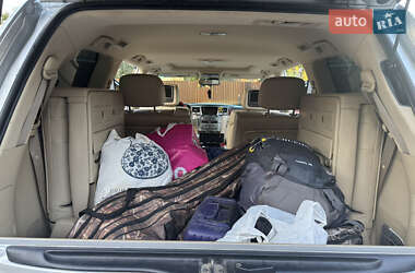Позашляховик / Кросовер Lexus LX 2008 в 