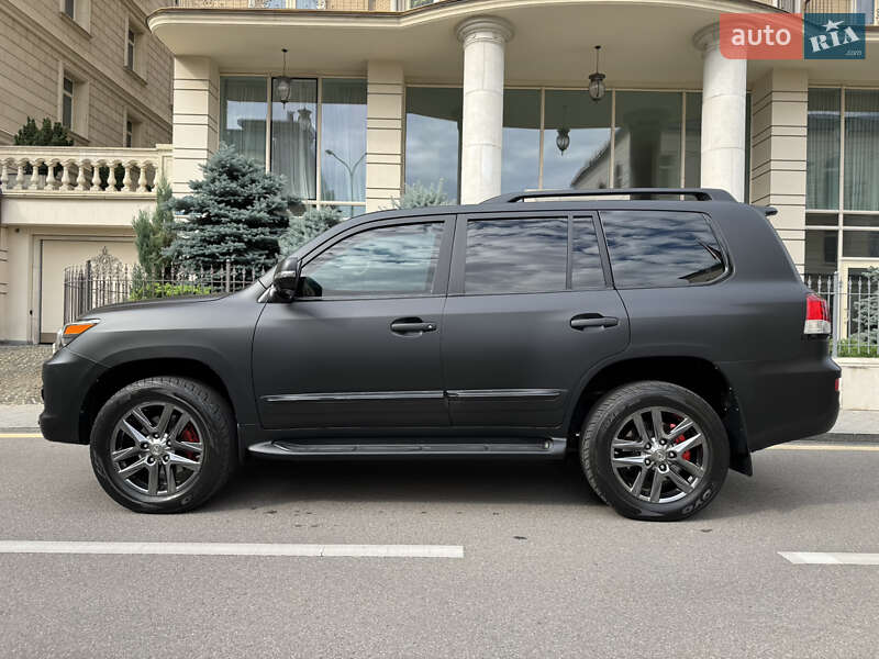 Позашляховик / Кросовер Lexus LX 2010 в Києві