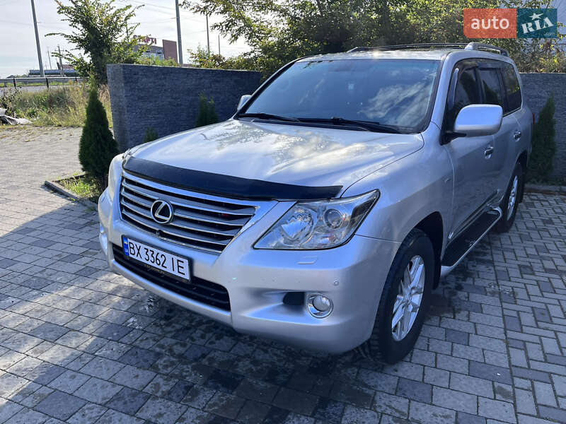 Внедорожник / Кроссовер Lexus LX 2008 в Ровно