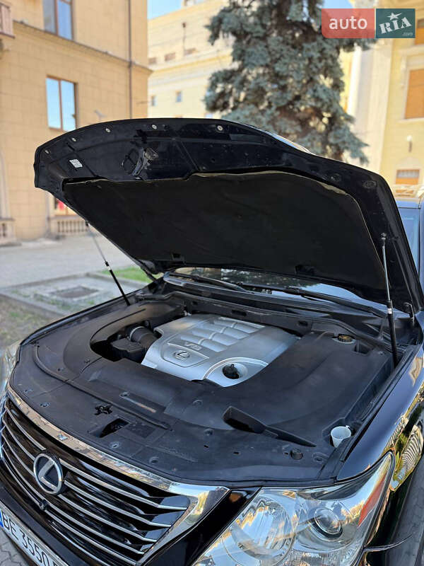 Внедорожник / Кроссовер Lexus LX 2008 в Днепре