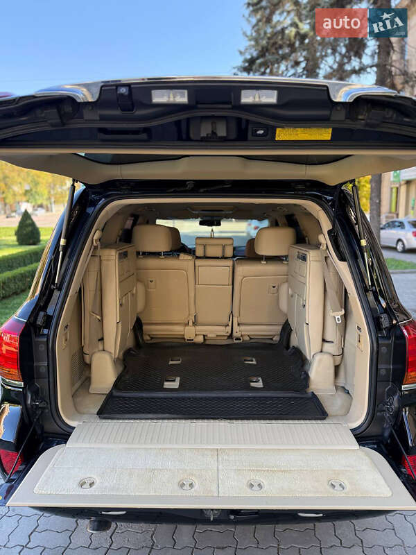 Внедорожник / Кроссовер Lexus LX 2008 в Днепре