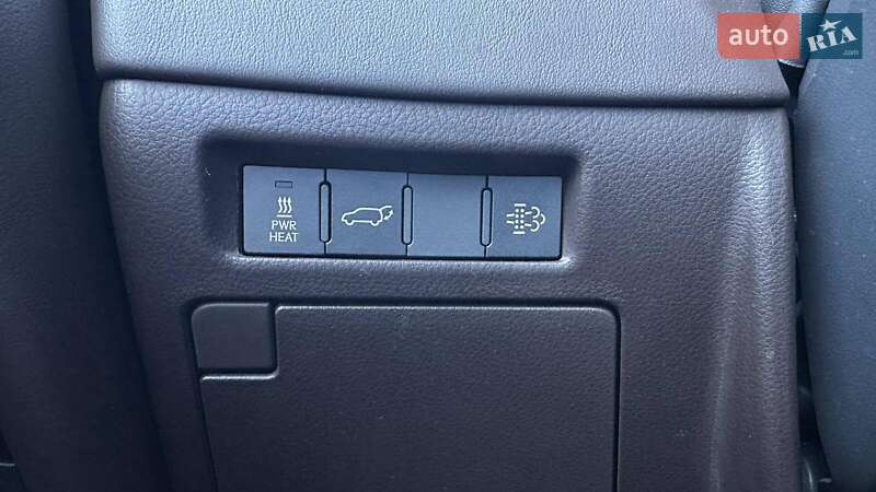 Позашляховик / Кросовер Lexus LX 2022 в Києві