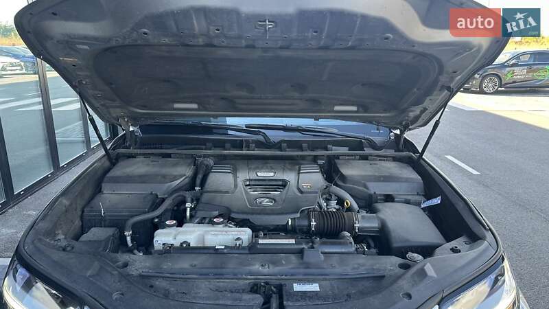 Позашляховик / Кросовер Lexus LX 2022 в Києві