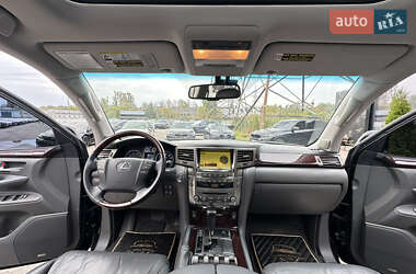 Внедорожник / Кроссовер Lexus LX 2010 в 